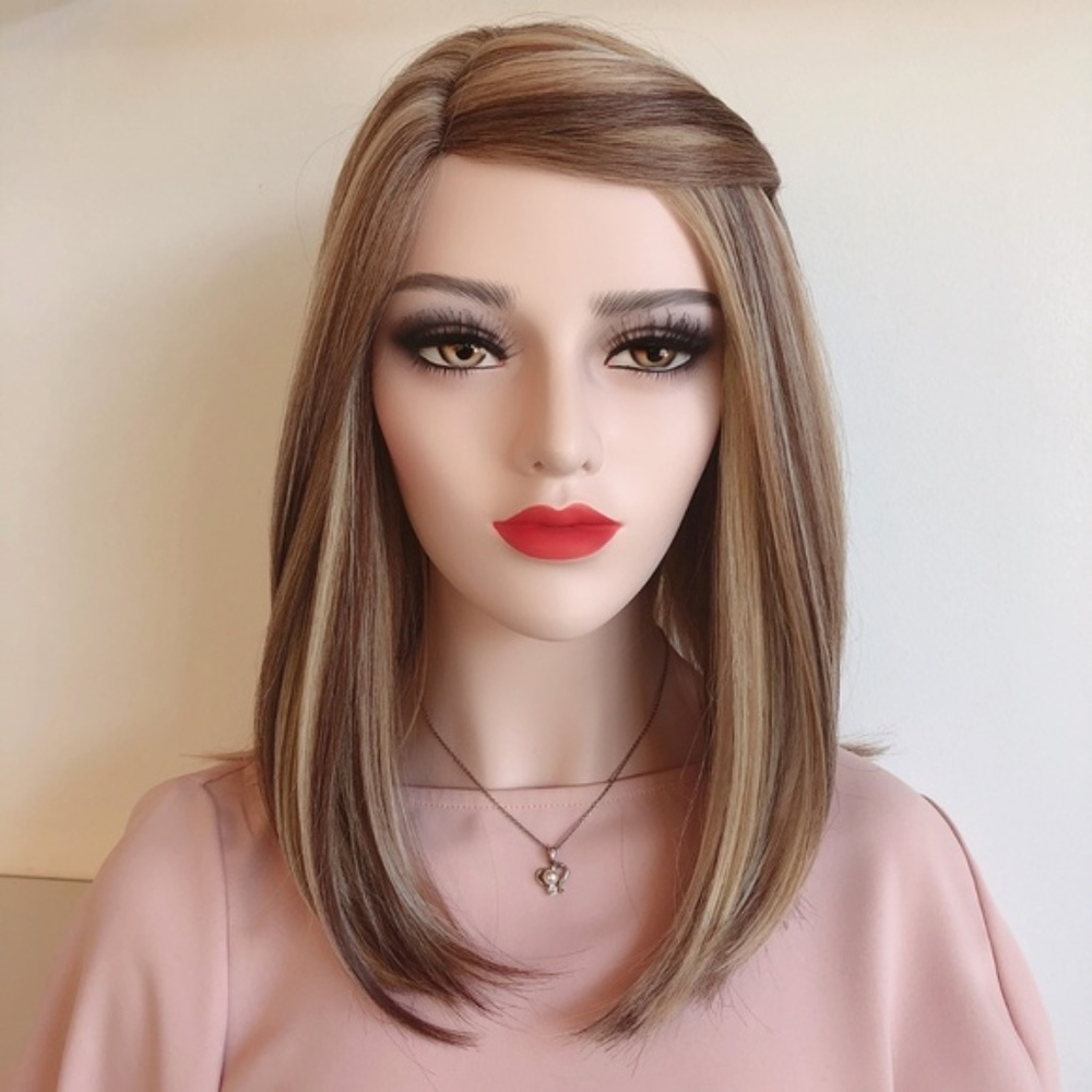 Synthetic Wig - Mixed Blonde Shoulder Length Bob